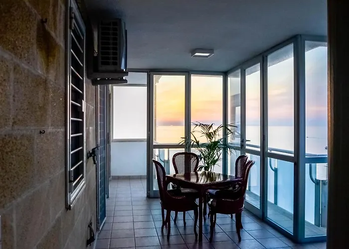 La Casa Al Faro