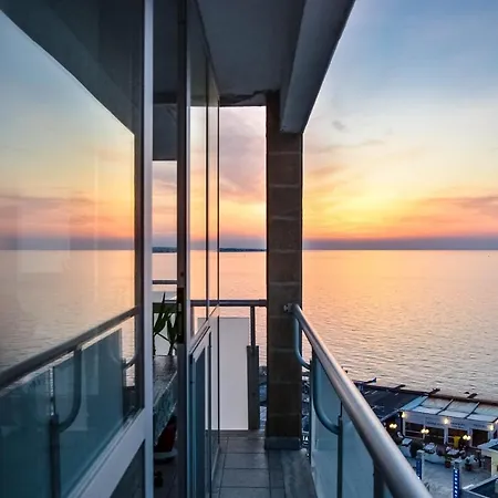 La Casa Al Faro Apartment Bari Exterior photo